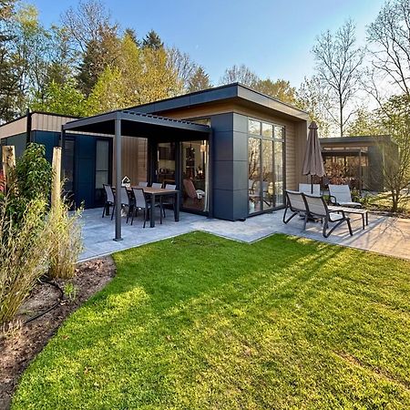 Veluwepark De Bosgraaf | Comfort Met Hottub Lieren Luaran gambar