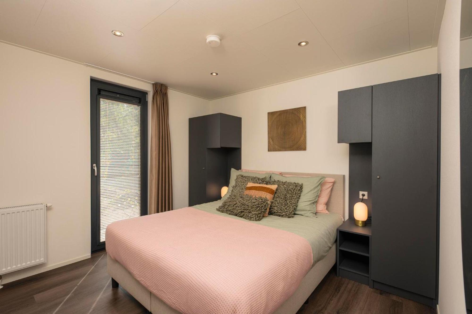 Veluwepark De Bosgraaf | Comfort Met Hottub Lieren Bilik gambar