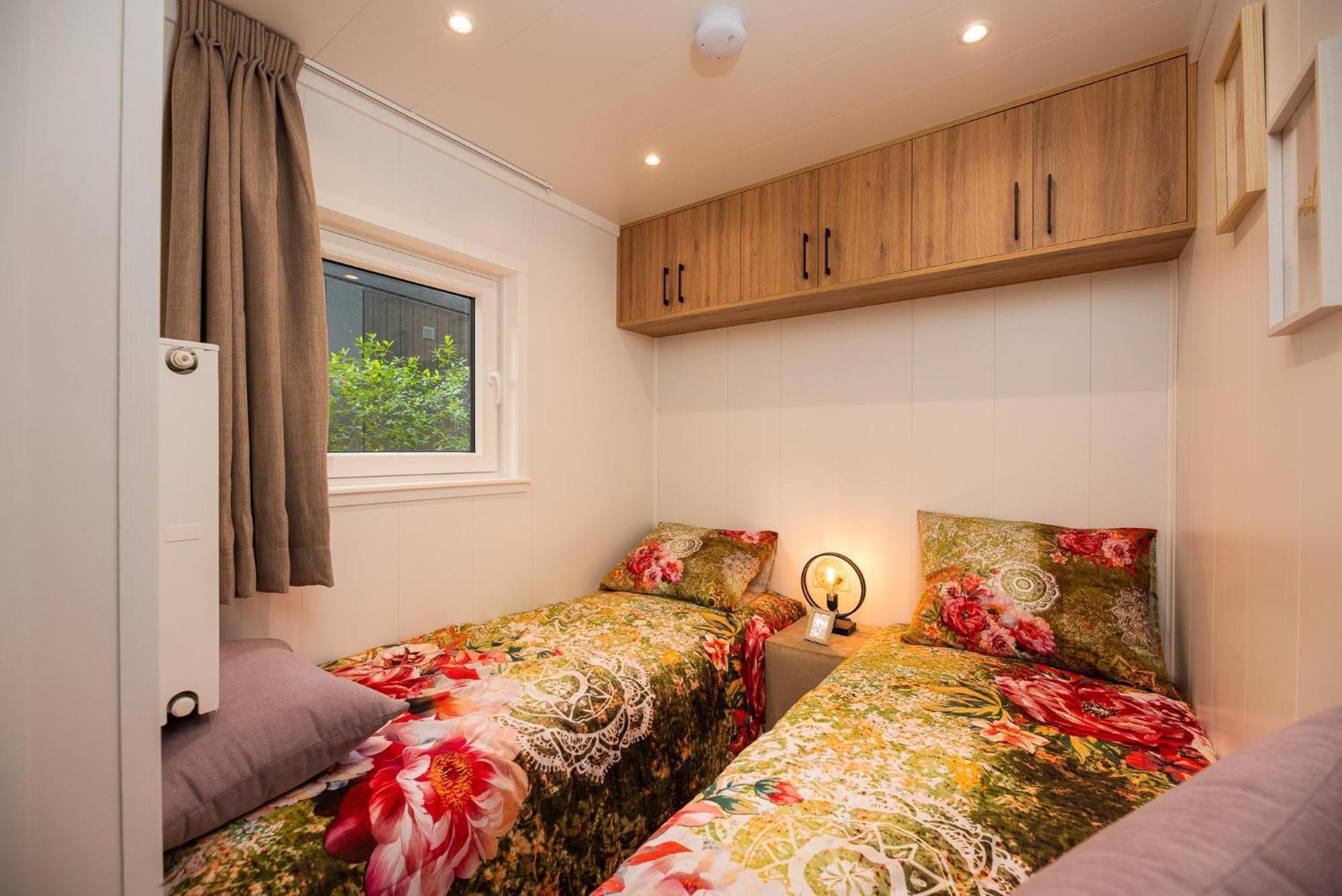 Veluwepark De Bosgraaf | Comfort Met Hottub Lieren Bilik gambar