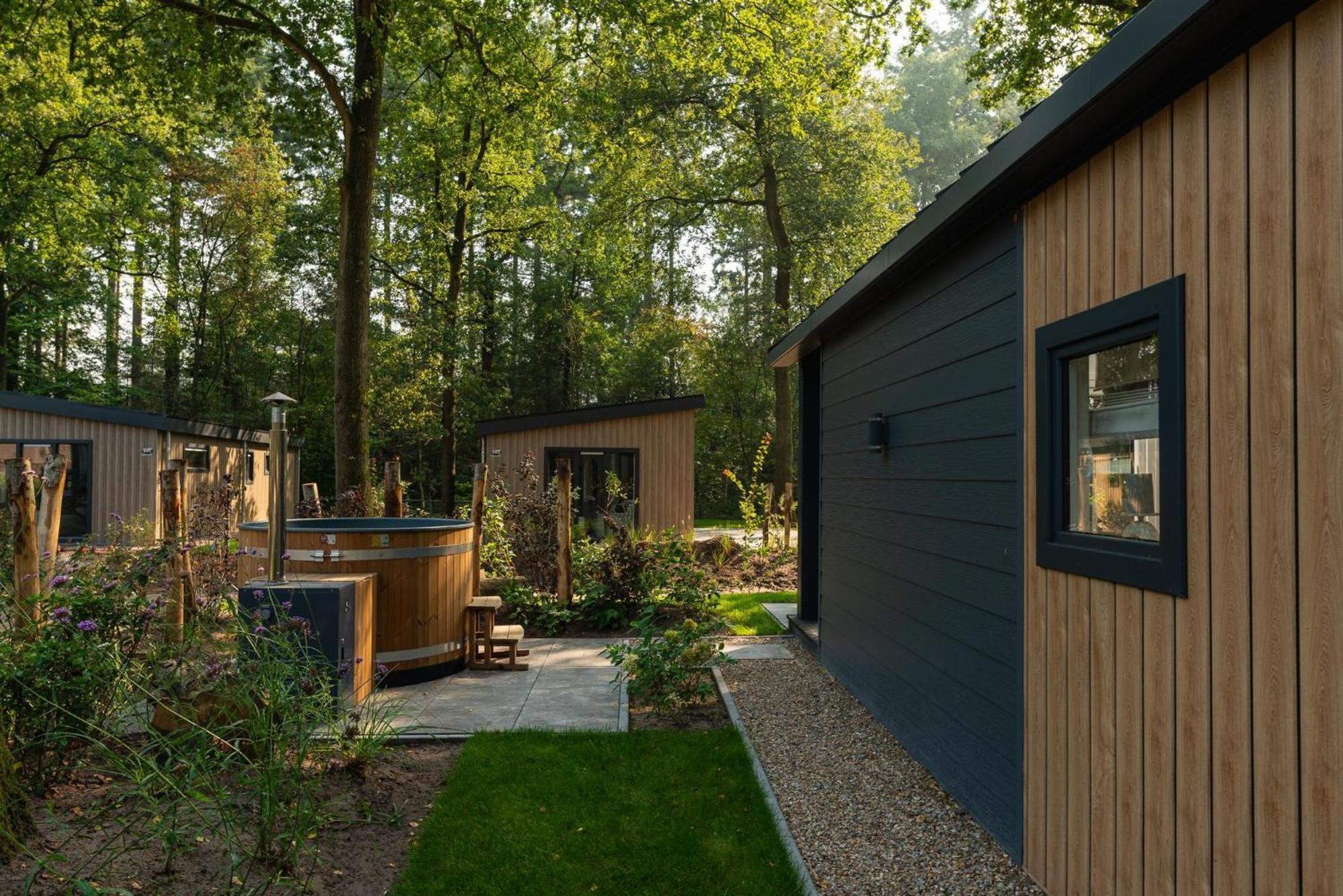 Veluwepark De Bosgraaf | Comfort Met Hottub Lieren Luaran gambar