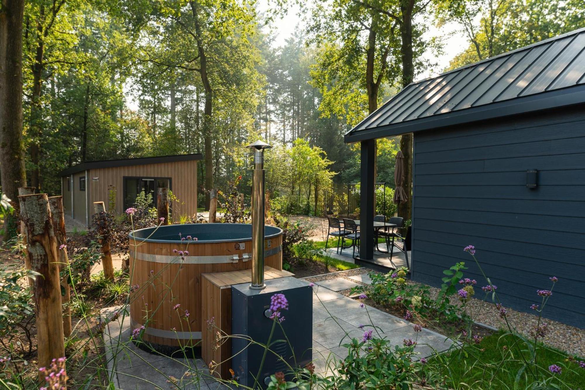 Veluwepark De Bosgraaf | Comfort Met Hottub Lieren Luaran gambar